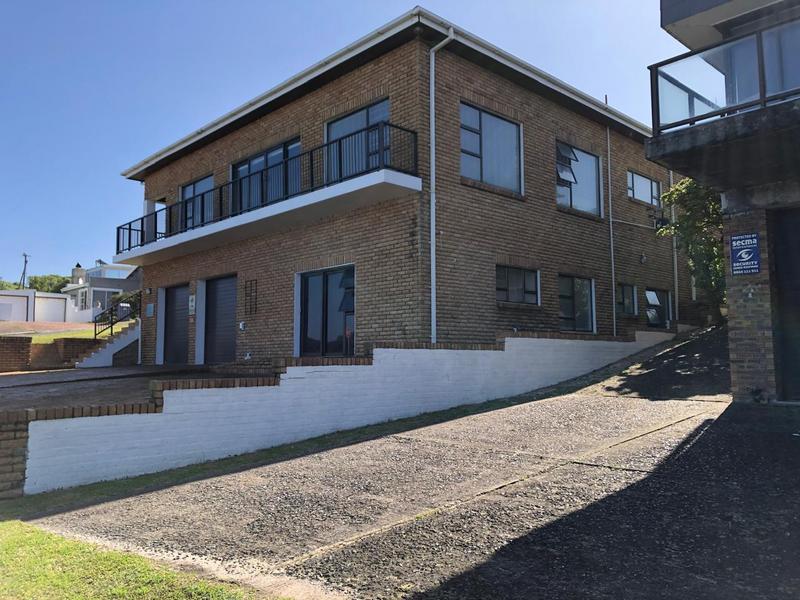 5 Bedroom Property for Sale in Franskraal Western Cape